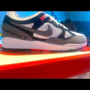 I am selling these nike air span II